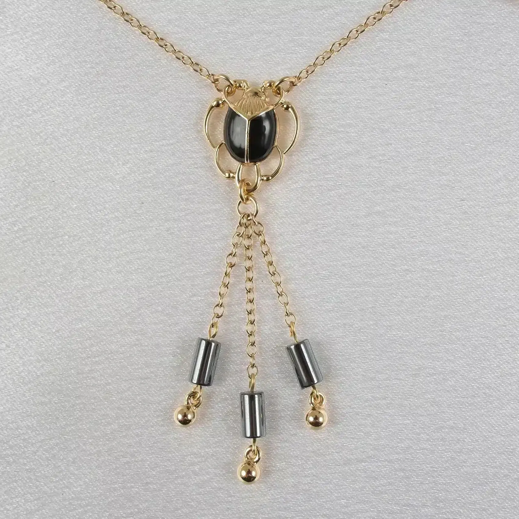 Sylvie Monthulé - Hüft-Halskette Heiliger Skarabäus | Gold Größe XL – Bild 2