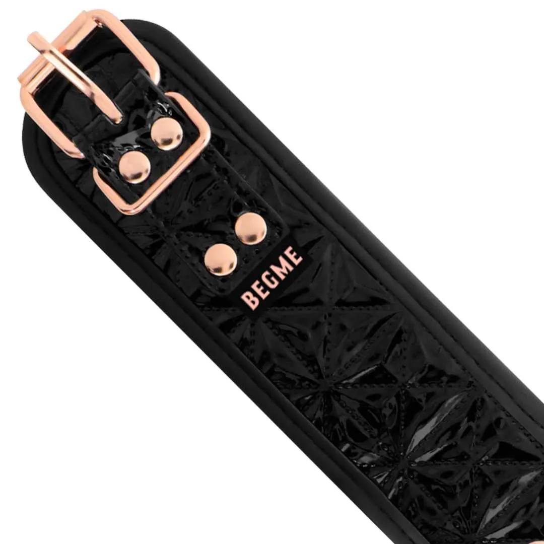 Halsband mit Rosé-Gold Details und Leine – Bild 4