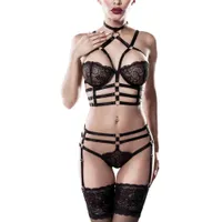 Harness Set aus Spitze und Kunstleder Harness Set aus Spitze und Kunstleder