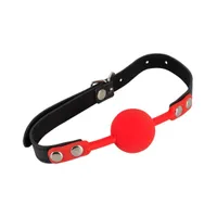 Roter Mundknebel aus Silikon Roter Mundknebel aus Silikon