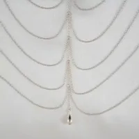 Sylvie Monthulé - Truhenschmuck Drapierte Ketten Sylvie Monthulé - Truhenschmuck Drapierte Ketten