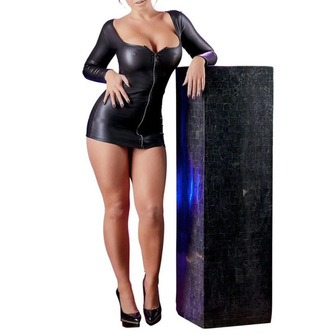 Langarm-Minikleid im Wetlook mit Karree-Ausschnitt Langarm-Minikleid im Wetlook mit Karree-Ausschnitt