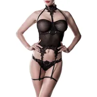 Straps-Set mit Häkelspitze und Slip Straps-Set mit Häkelspitze und Slip