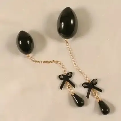 Sylvie Monthulé - Penetrationsschmuck Goldenes Ei Maat 34 Sylvie Monthulé - Penetrationsschmuck Goldenes Ei Maat 34