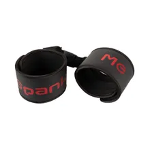 Handfessel mit Spank-me Schriftzug und Clipverschluss Handfessel mit Spank-me Schriftzug und Clipverschluss