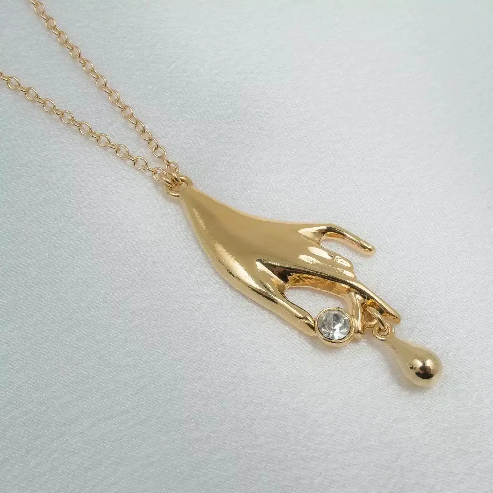 Sylvie Monthulé - Hüftkette Secret Caress | Gold Größe L – Bild 2