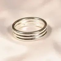 Sylvie Monthulé - Schmuck für Paare Intimer Klopfer Sylvie Monthulé - Schmuck für Paare Intimer Klopfer