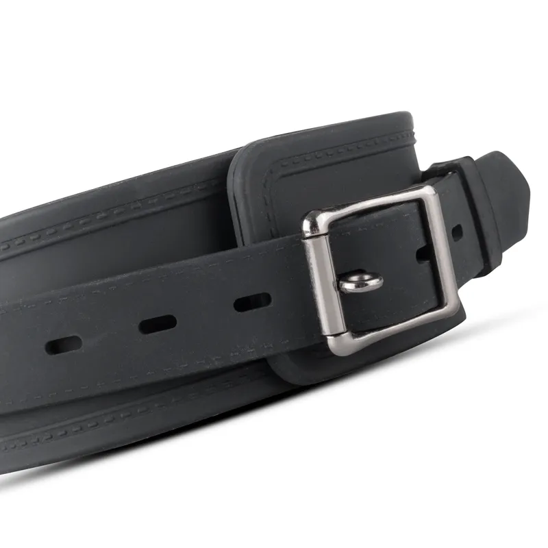 Kunstlederhalsband mit Kette und Nippelklemmen – Bild 3