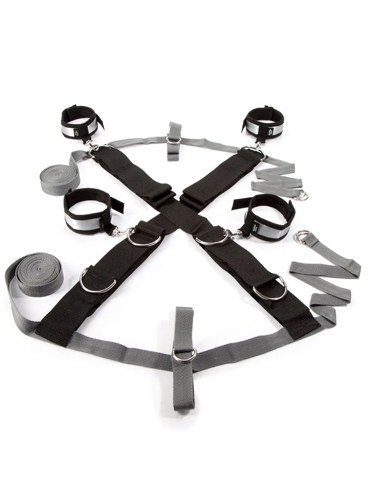 Fifty Shades of Grey: Keep Still Kreuz-Bettfessel-Set, schwarz/silber Fifty Shades of Grey: Keep Still Kreuz-Bettfessel-Set, schwarz/silber