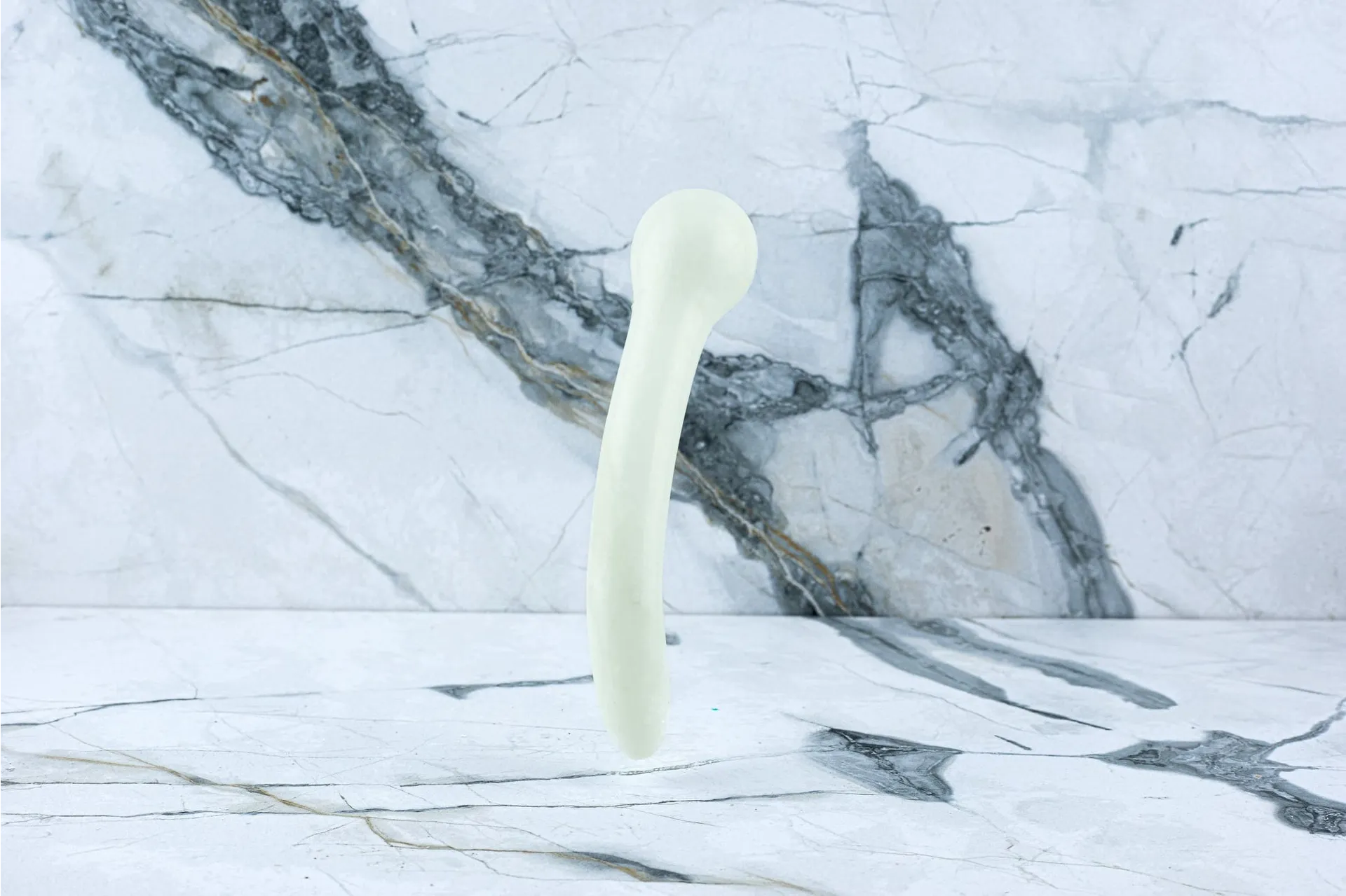 Kristall Dildo Olivia - Weiß Jade Kristall Dildo Olivia - Weiß Jade