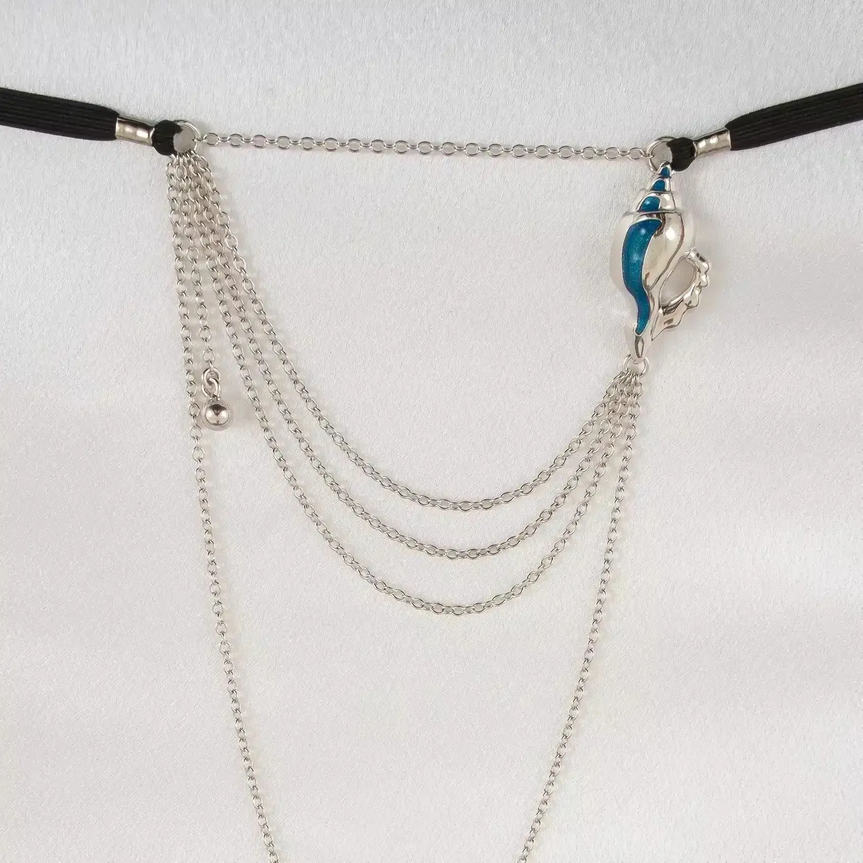 Sylvie Monthulé - G-String Ozean der Zärtlichkeiten | Silber Größe 48 – Bild 2