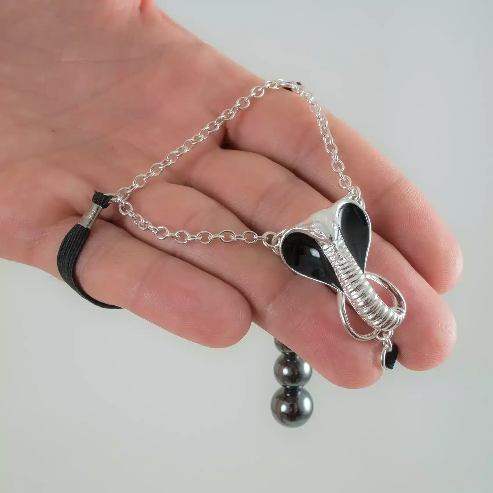 Sylvie Monthulé - Penisschmuck Heilige Kobra | Silber – Bild 2