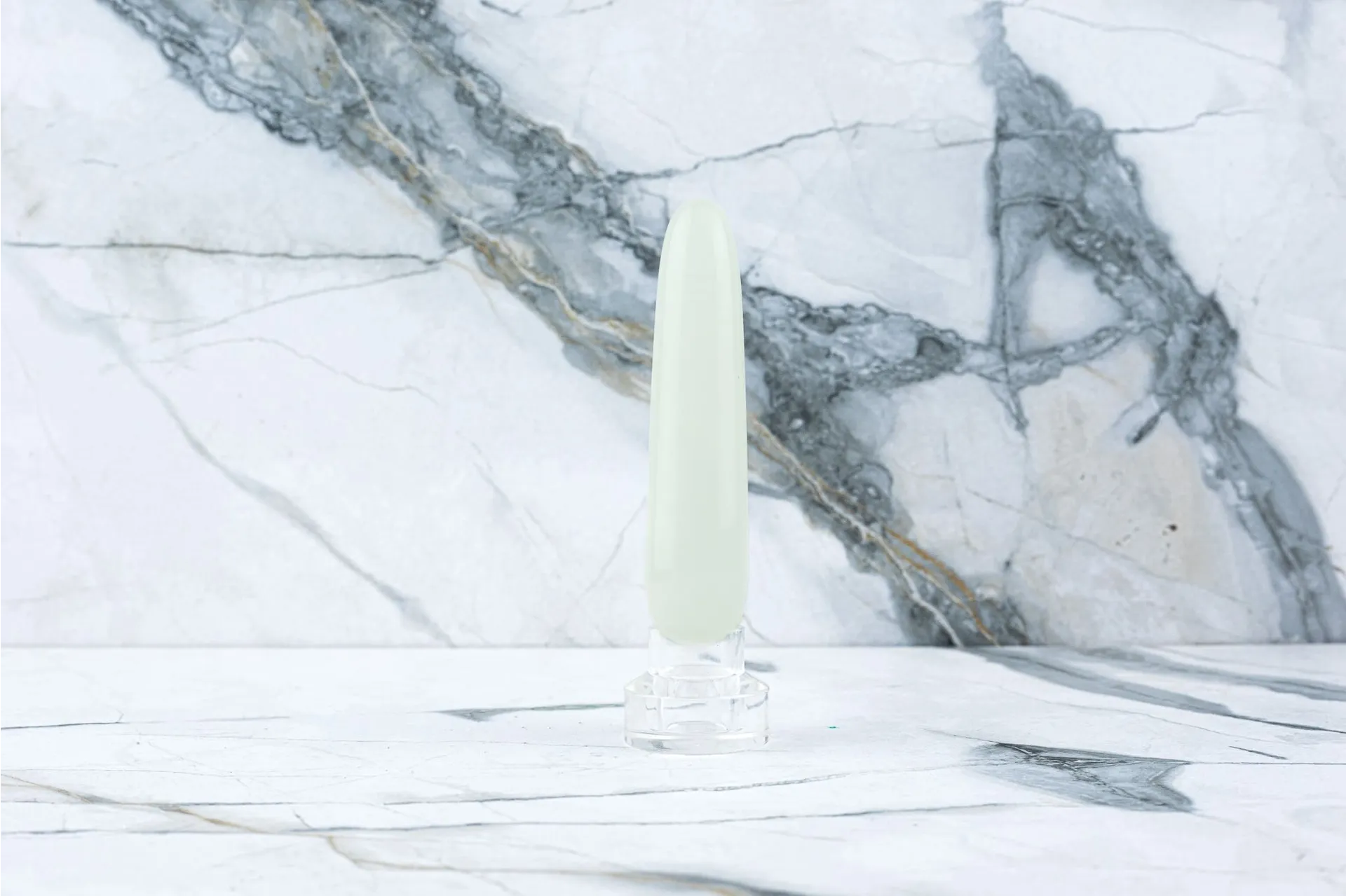 Yoni-Wand - Klarer Quarz (10 cm) Yoni-Wand - Klarer Quarz (10 cm)