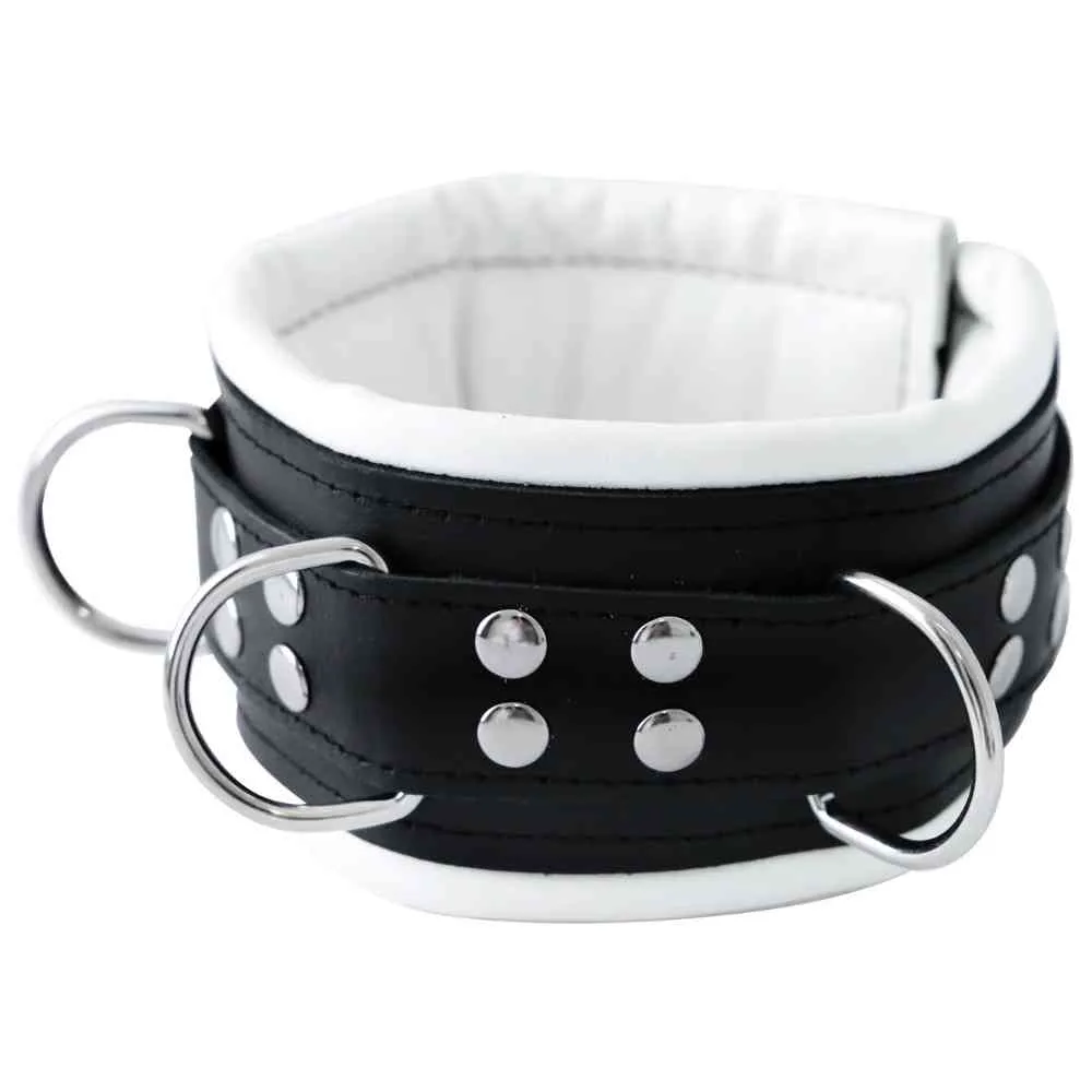 Breite Leder-Halsfessel mit D-Ringen Breite Leder-Halsfessel mit D-Ringen