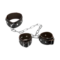 Fesseln mit Verbindungskette Fesseln mit Verbindungskette