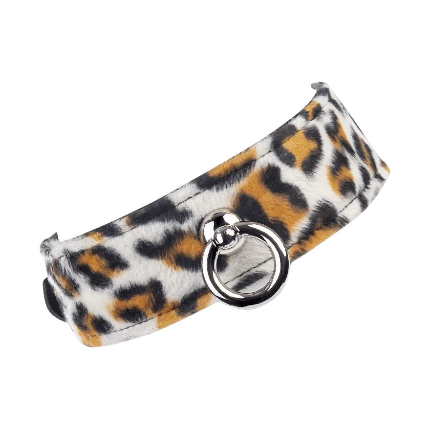 Lederhalsband mit O-Ring Lederhalsband mit O-Ring