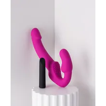 Temptasia »Estella« halterloser Strap-On mit Vibration