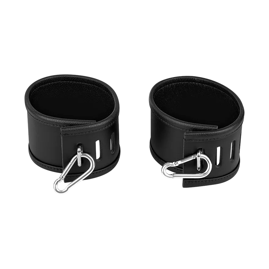 Fußfesseln mit Karabinerhaken Fußfesseln mit Karabinerhaken