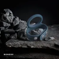 Boners »Strap L« verstellbarer Penis- & Hodenring Boners »Strap L« verstellbarer Penis- & Hodenring