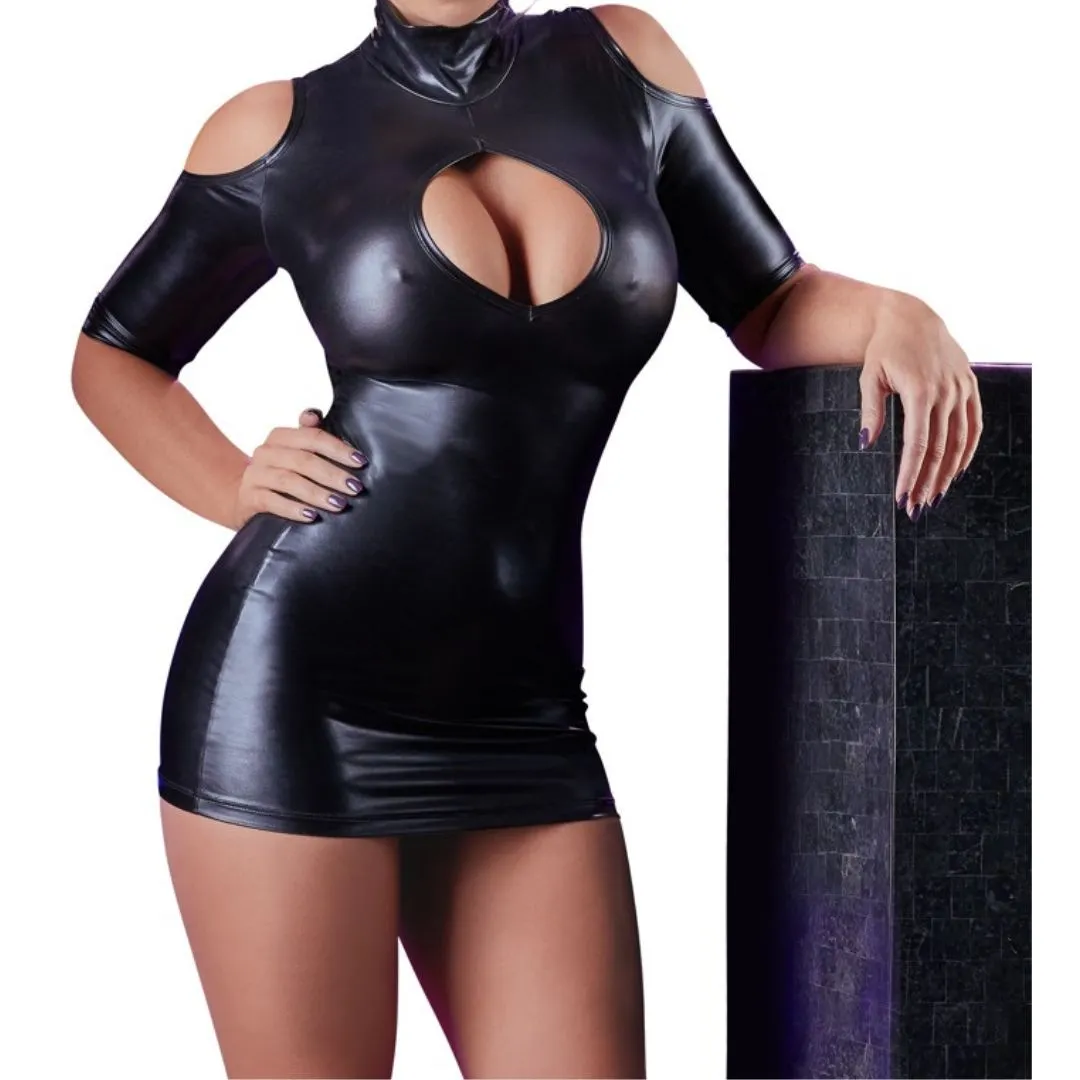 Minikleid im Wetlook mit Cold-Shoulder-Cut-outs Minikleid im Wetlook mit Cold-Shoulder-Cut-outs