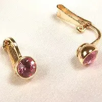 Sylvie Monthulé - Schamlippenklammern Rosen Sylvie Monthulé - Schamlippenklammern Rosen