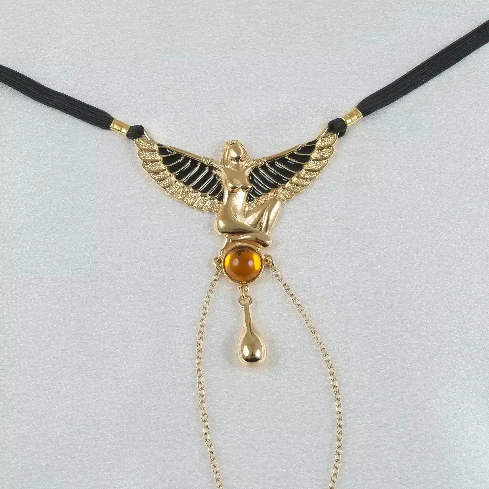 Sylvie Monthulé - G-String-Schmuck Kuss der Isis | Gold Größe 42 – Bild 2