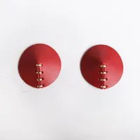 Elif Domanic - Pasties mit Stichen Elif Domanic - Pasties mit Stichen