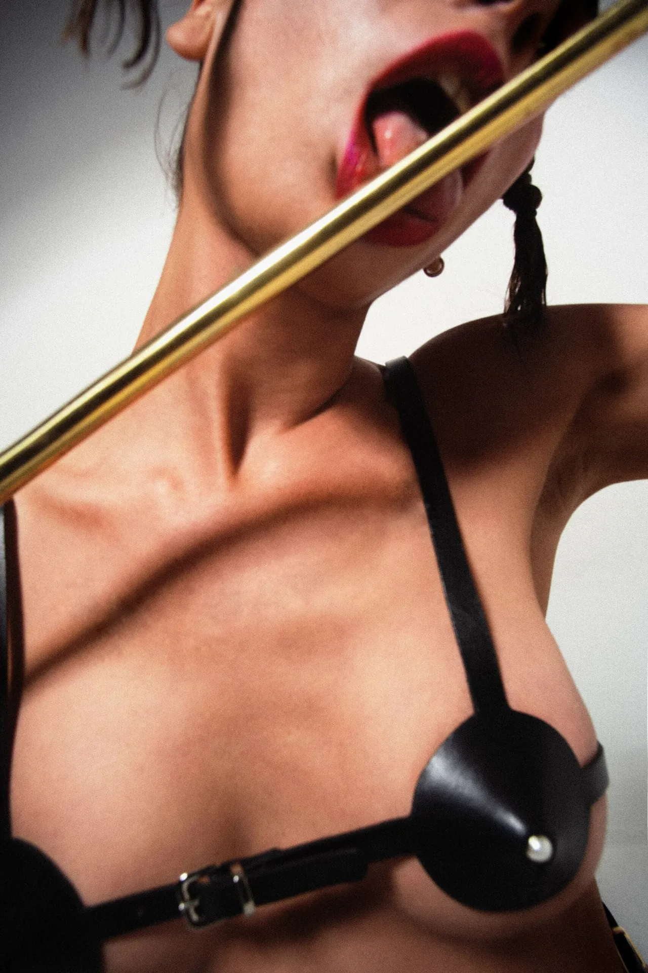 Elif Domanic - Brustwarzenabdeckung BH Größe S – Bild 3