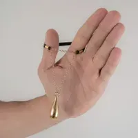 Sylvie Monthulé - Schmuck für Paare Intimer Klopfer Sylvie Monthulé - Schmuck für Paare Intimer Klopfer