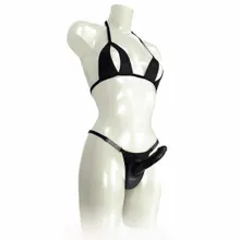 Strapon im Wetlook plus BH Strapon im Wetlook plus BH