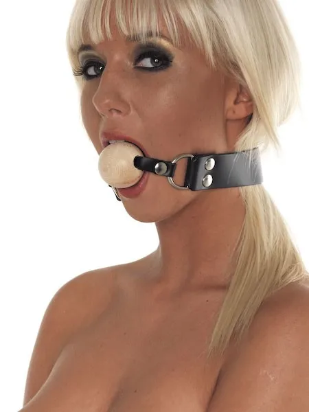 Lederknebel mit Holzball Lederknebel mit Holzball