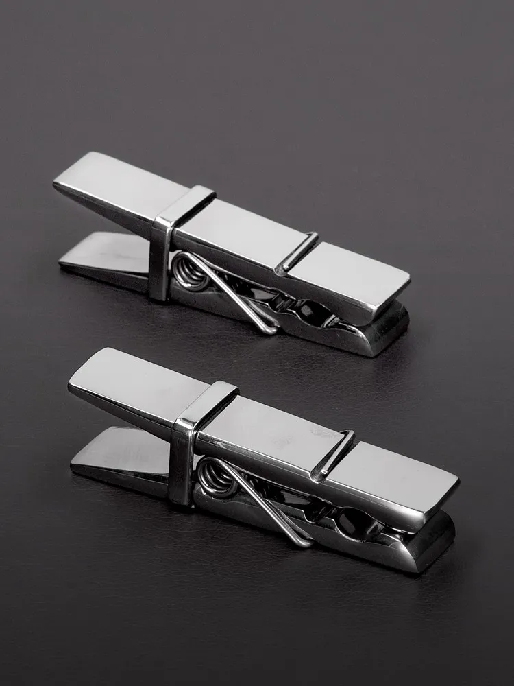 Triune Clothespin Nipple Clamps: Edelstahl-Nippelklemmen Triune Clothespin Nipple Clamps: Edelstahl-Nippelklemmen