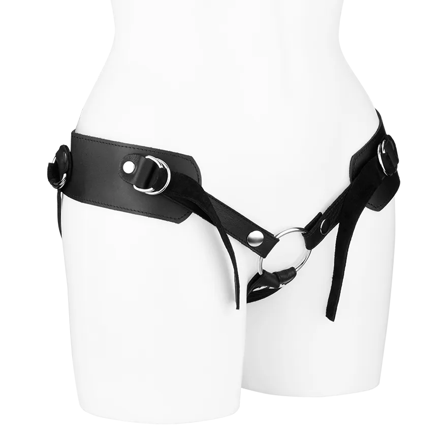 Strap-On-Geschirr aus Leder Strap-On-Geschirr aus Leder