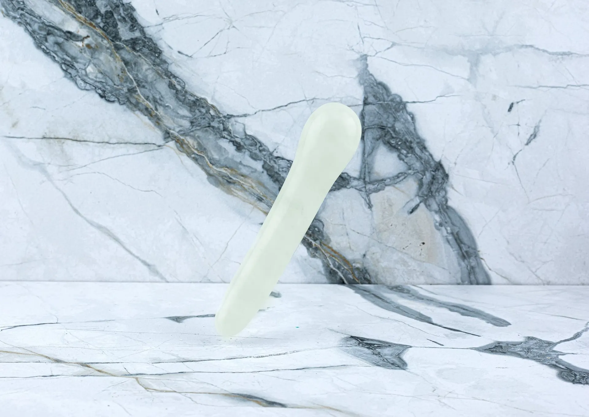 Kristall Dildo Isabella - Klarer Quarz Kristall Dildo Isabella - Klarer Quarz