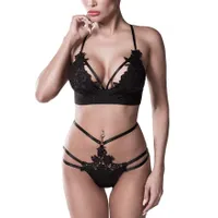 Erotisches Dessous-Set mit floraler Spitze, 2-tlg. Erotisches Dessous-Set mit floraler Spitze, 2-tlg.
