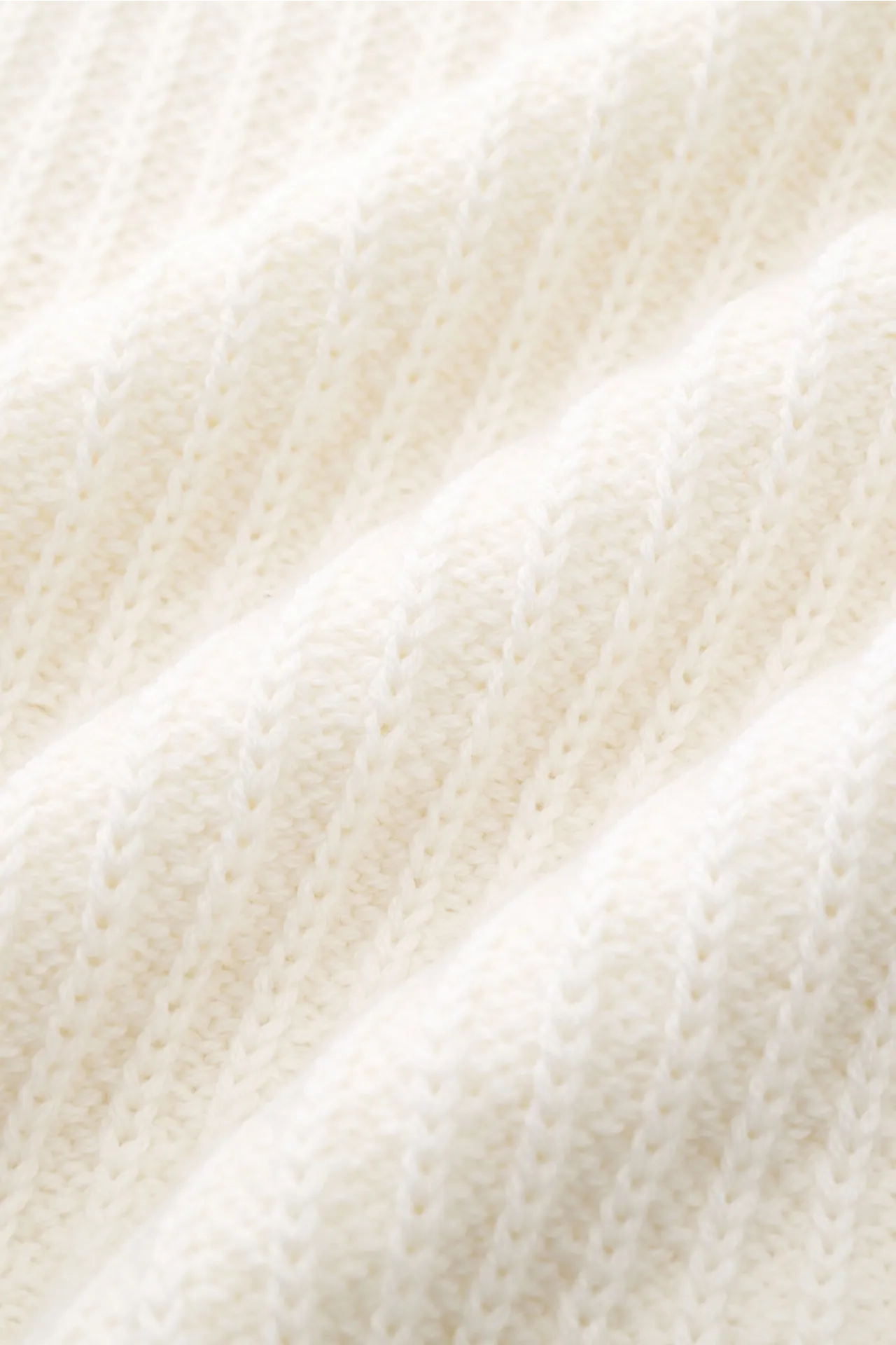 04651/ A trip in a bag - Herren - Mock Neck Pullover 'Foggy Mock' offwhite – Bild 5