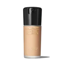 Mac Cosmetics - Studio Radiance Serum-Powered™ Foundation - C3.5 Mac Cosmetics - Studio Radiance Serum-Powered™ Foundation - C3.5