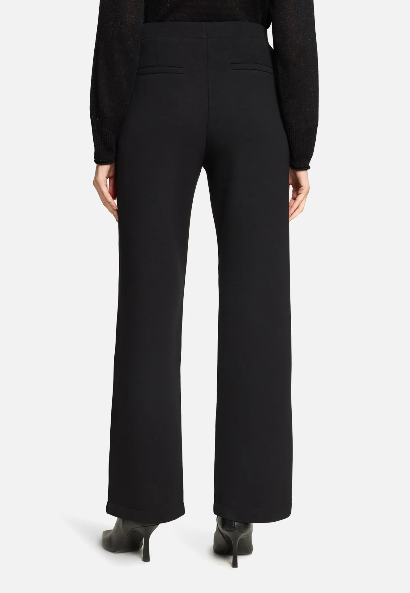 Schlupfhose mit Eingrifftaschen Schlupfhose mit Eingrifftaschen