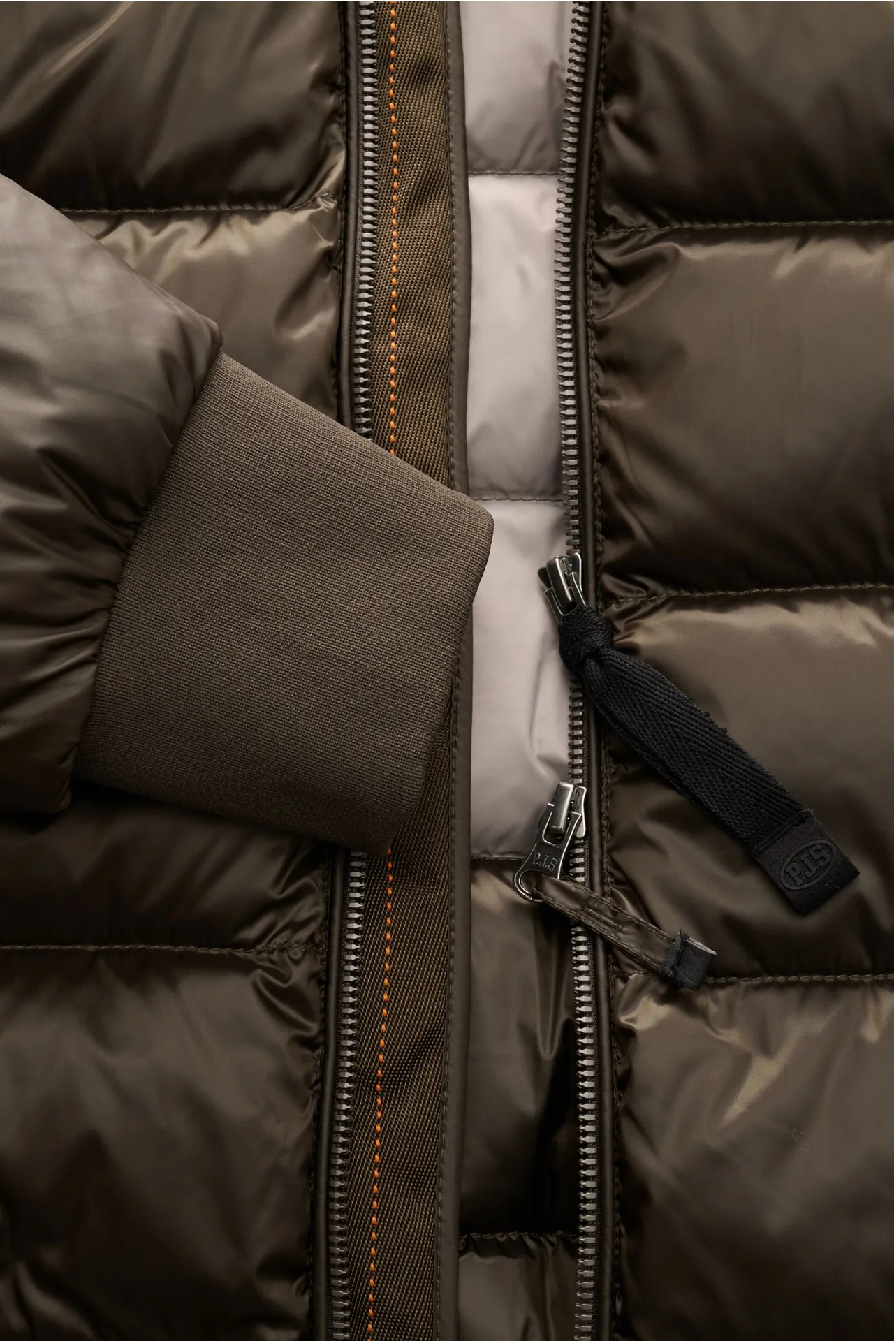 Parajumpers - Herren - Daunenblouson 'Pharrell' dark olive – Bild 4