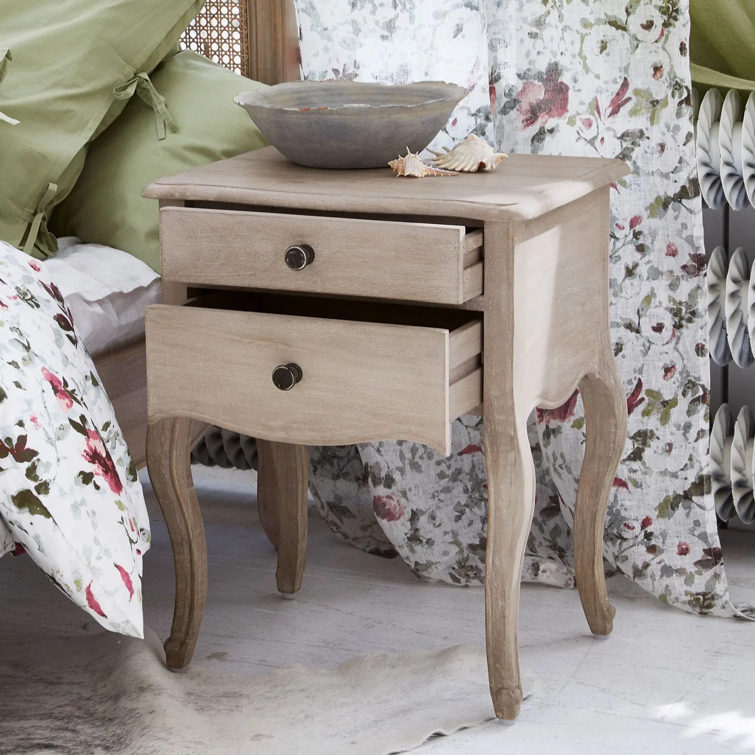 Nachttisch Egri – Bild 4