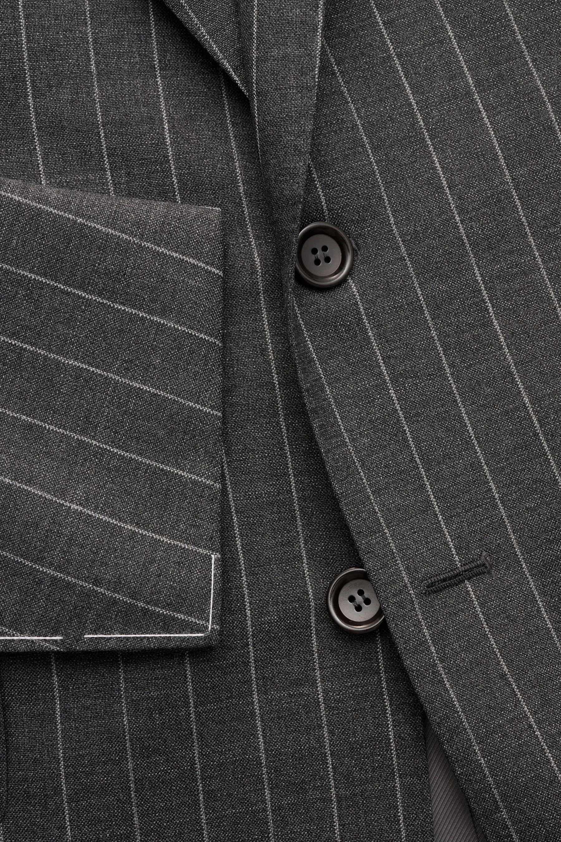 Stile Latino - Herren - Anzug 'Vincenzo' dunkelgrau/hellgrau gestreift – Bild 2