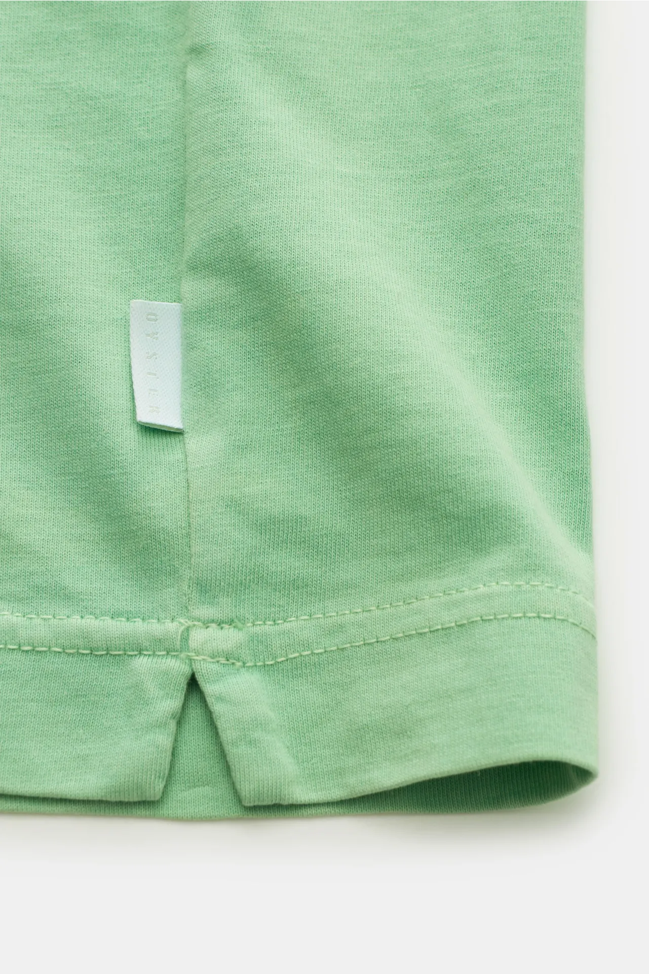 04651/ A trip in a bag - Herren - Rundhals-T-Shirt 'Jersey Tee' hellgrün – Bild 4