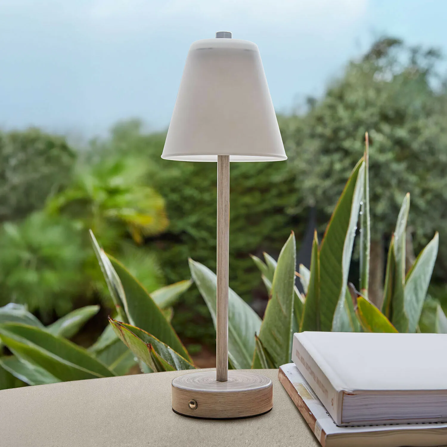 Wiederaufladbare Tischlampe Melari – Bild 4