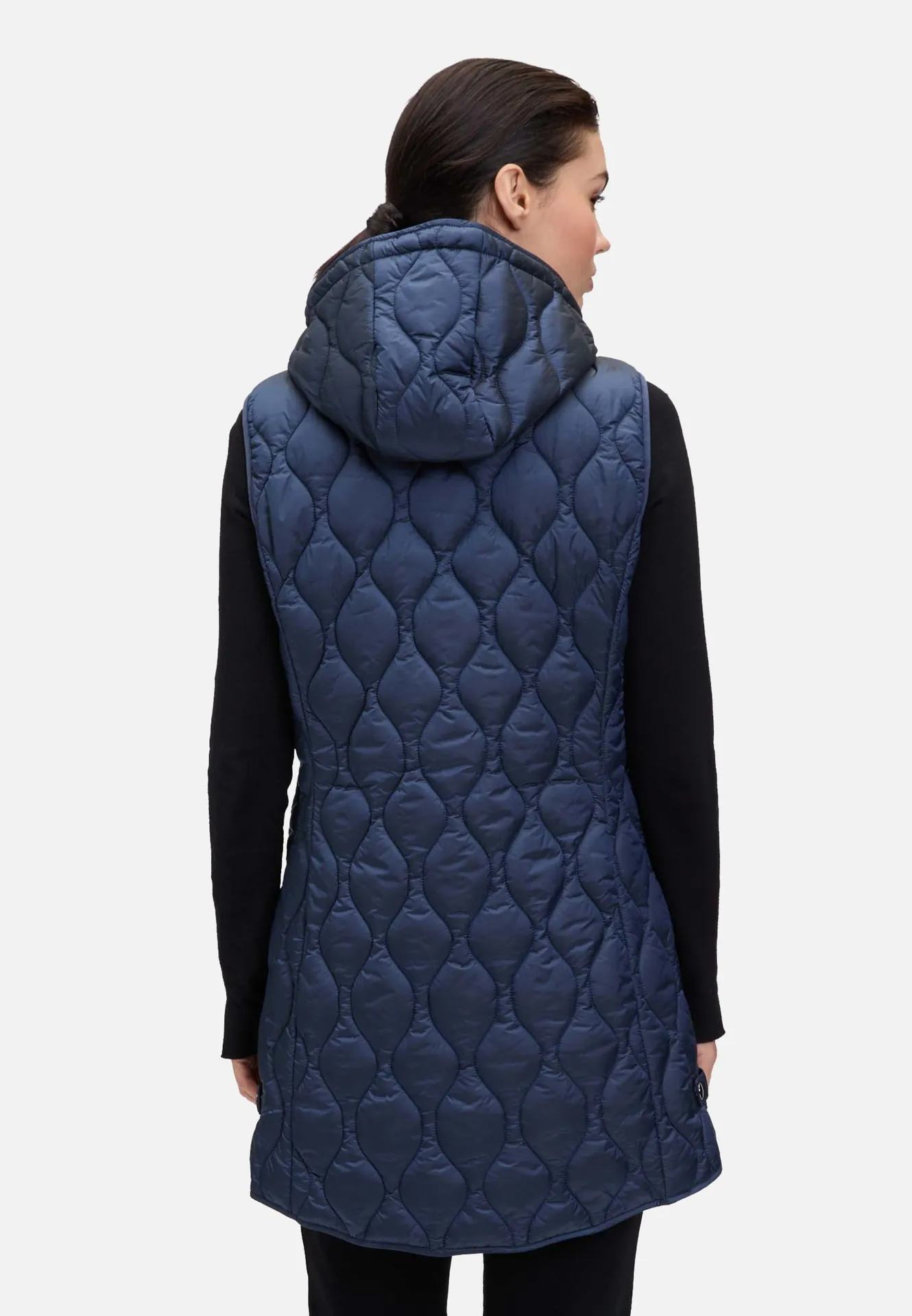 Steppweste mit abnehmbarer Kapuze Steppweste mit abnehmbarer Kapuze