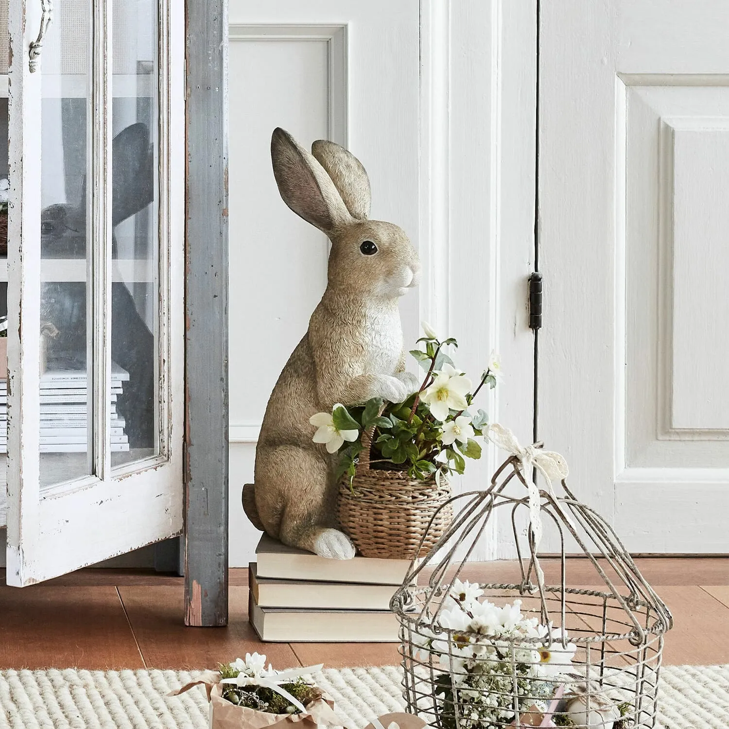 Hase mit Pflanzkorb Alais – Bild 4