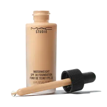 Mac Cosmetics - Studio Waterweight SPF 30 Foundation - NC35 Mac Cosmetics - Studio Waterweight SPF 30 Foundation - NC35