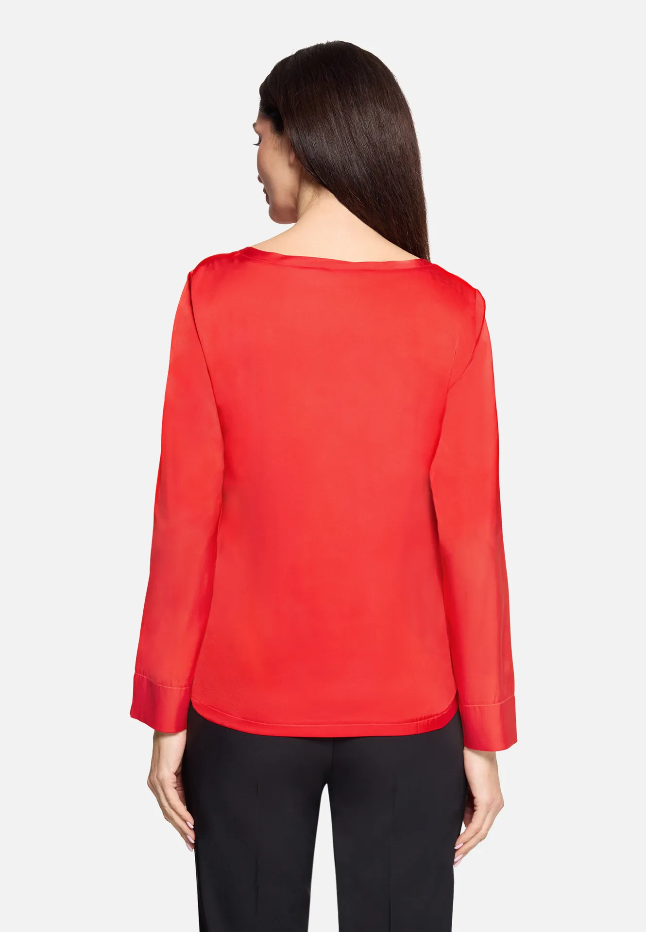 Schlupfbluse mit U-Boot-Ausschnitt Schlupfbluse mit U-Boot-Ausschnitt