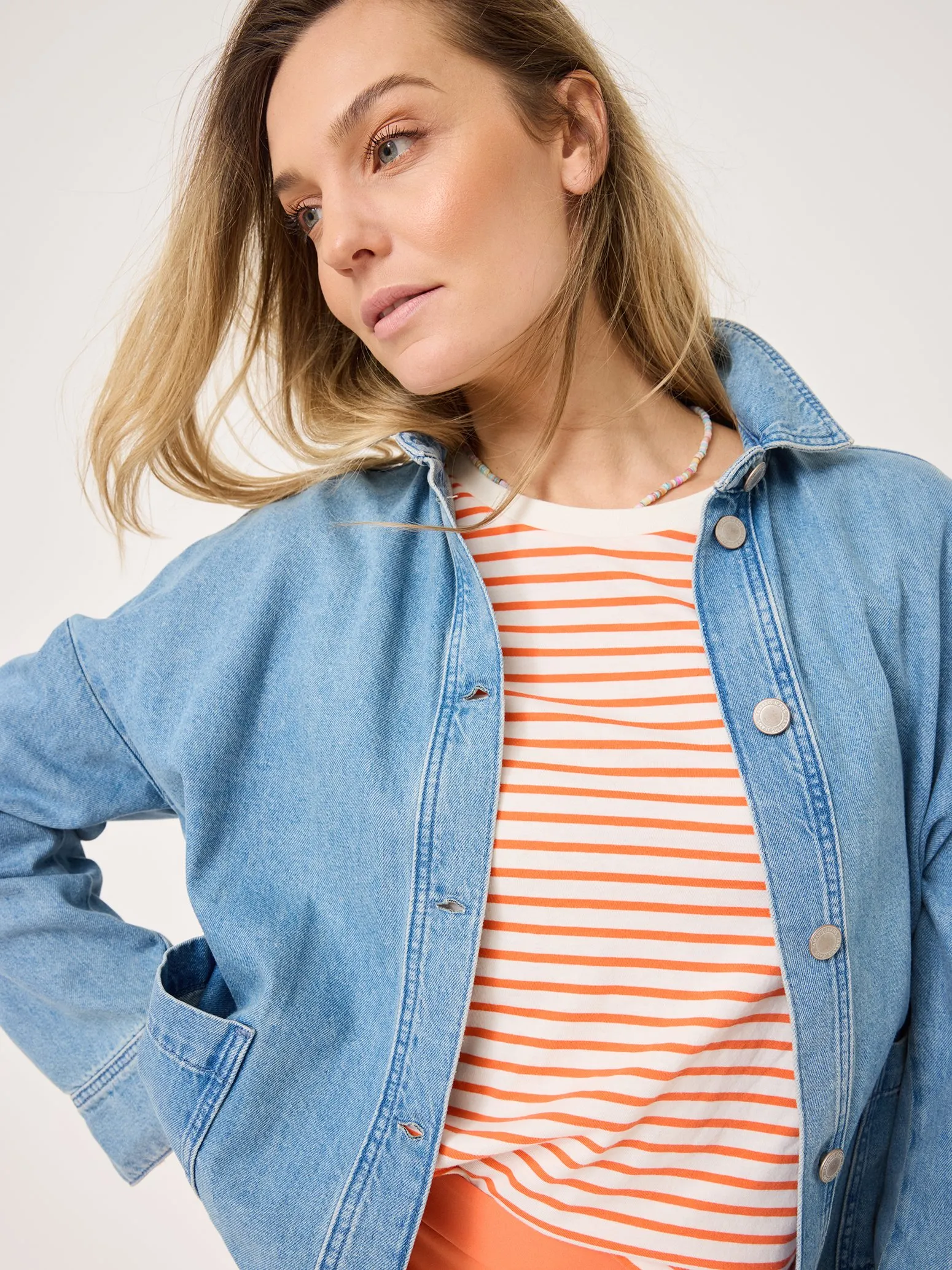 Cropped T-shirt – Bild 3