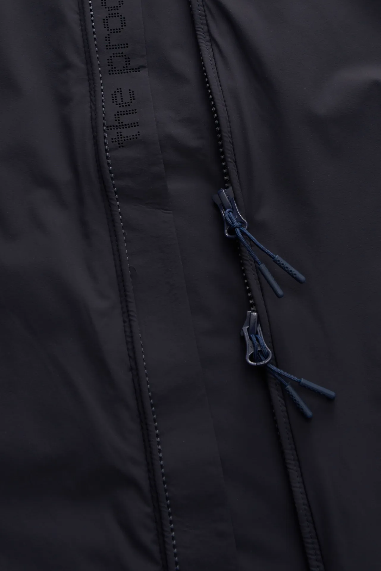 The Product is the Hero - Herren - Outdoorweste 'Travel Vest' navy – Bild 4