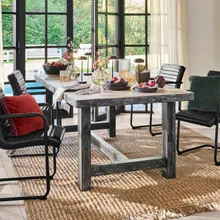 Tisch Oaklynne Tisch Oaklynne